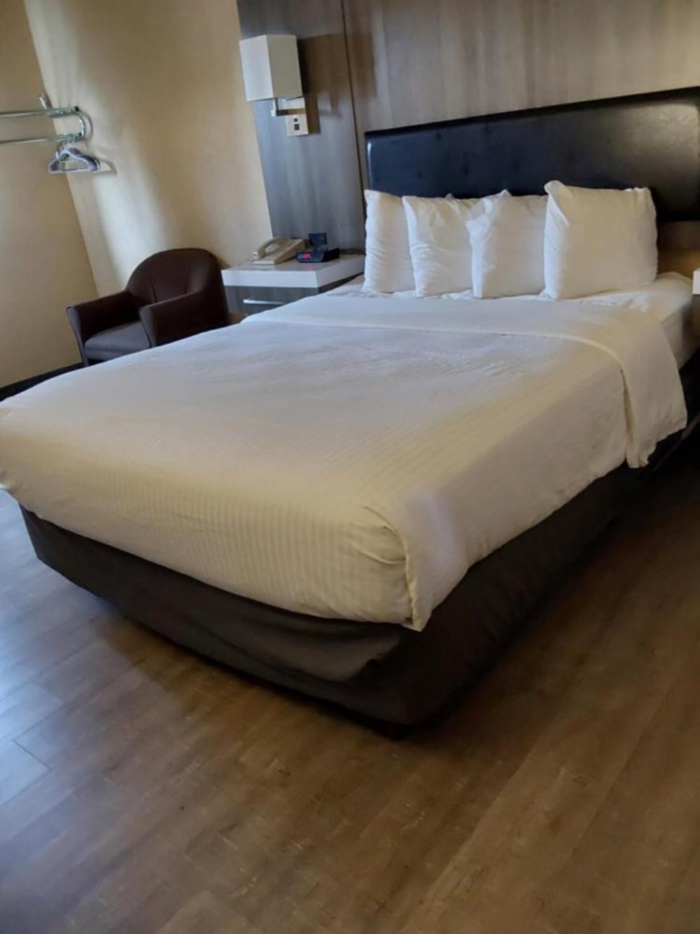 Lavissh inn and Suites